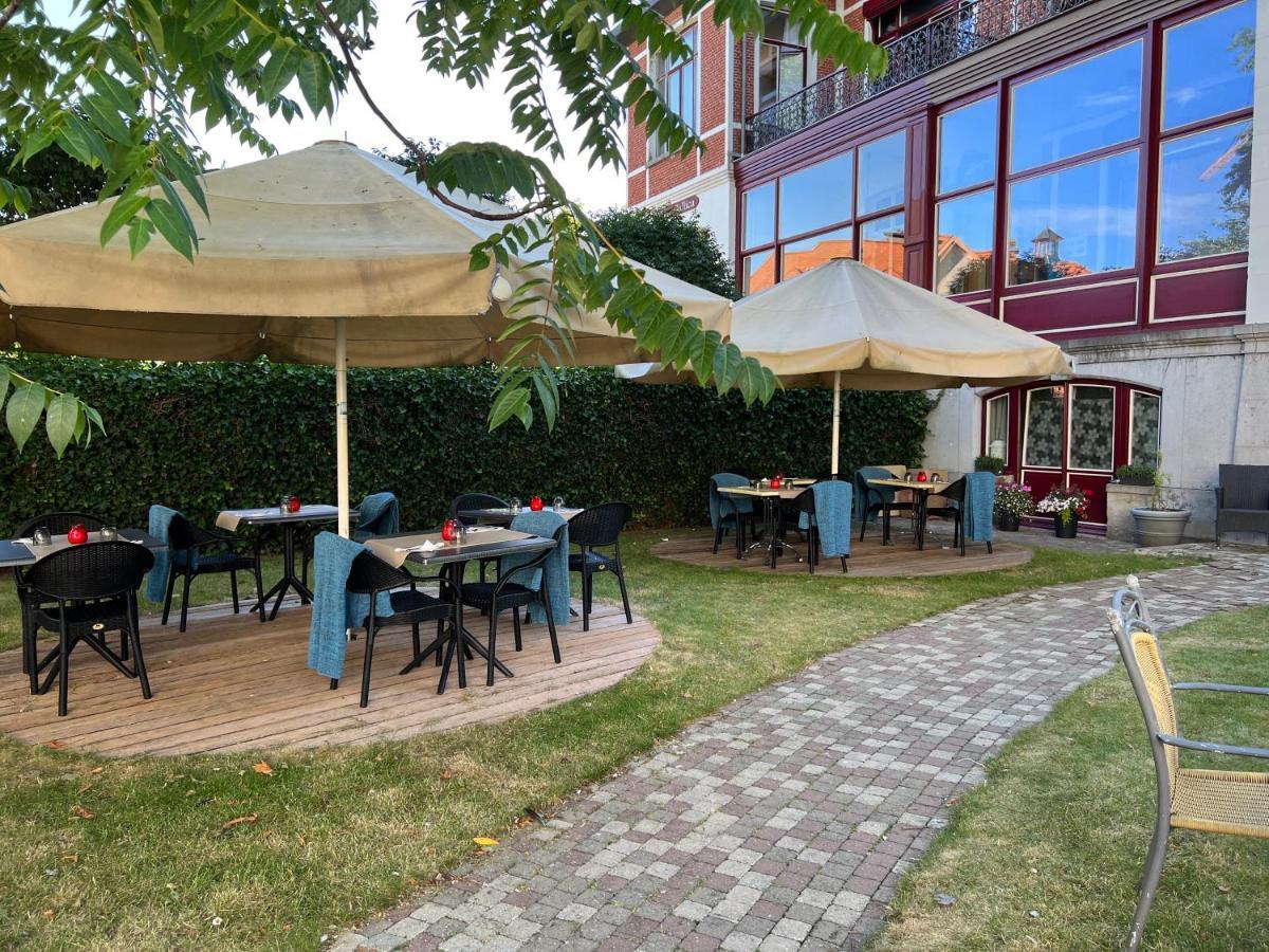 Hotel Canteklaar De Haan Bagian luar foto
