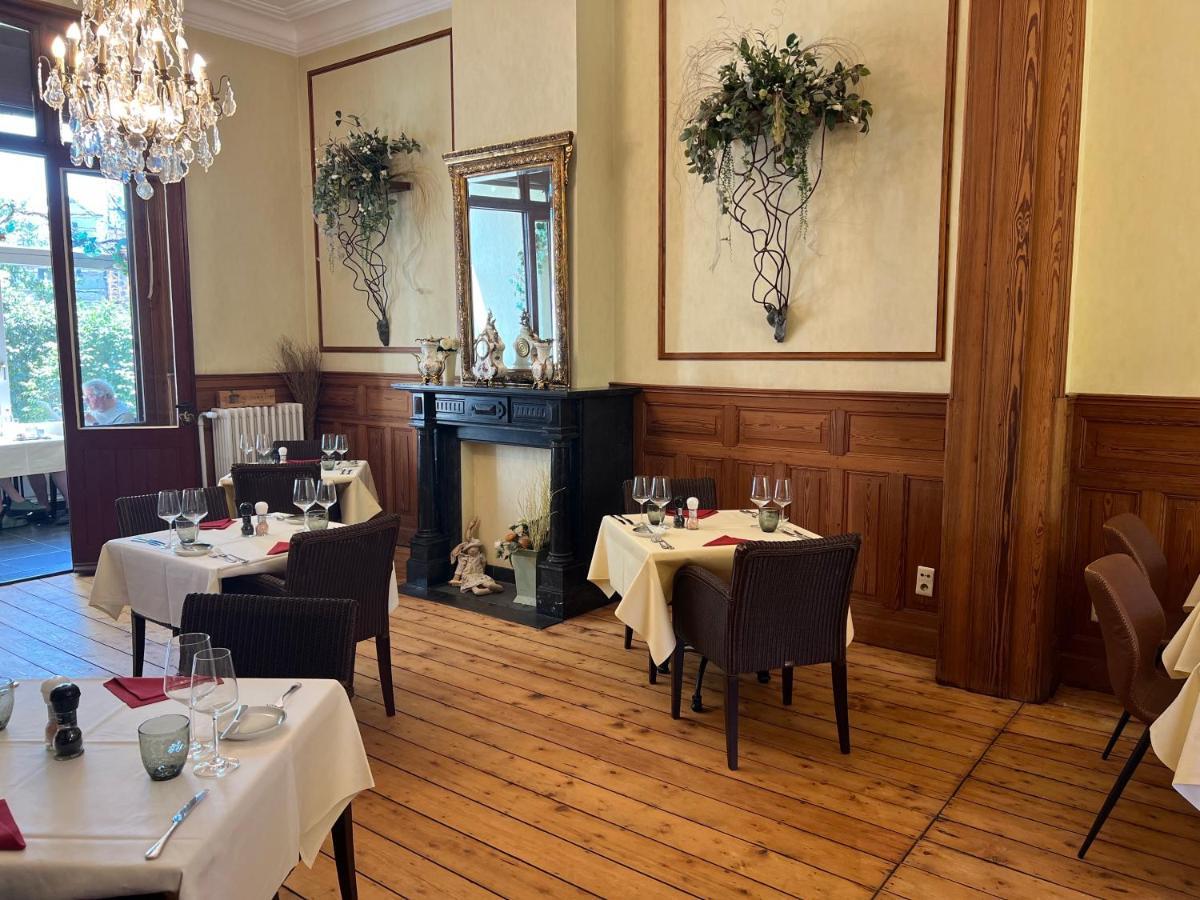 Hotel Canteklaar De Haan Bagian luar foto