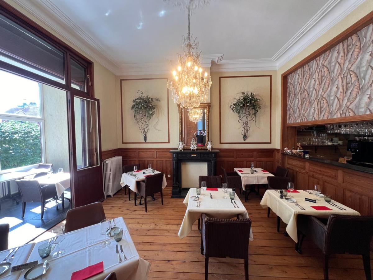 Hotel Canteklaar De Haan Bagian luar foto