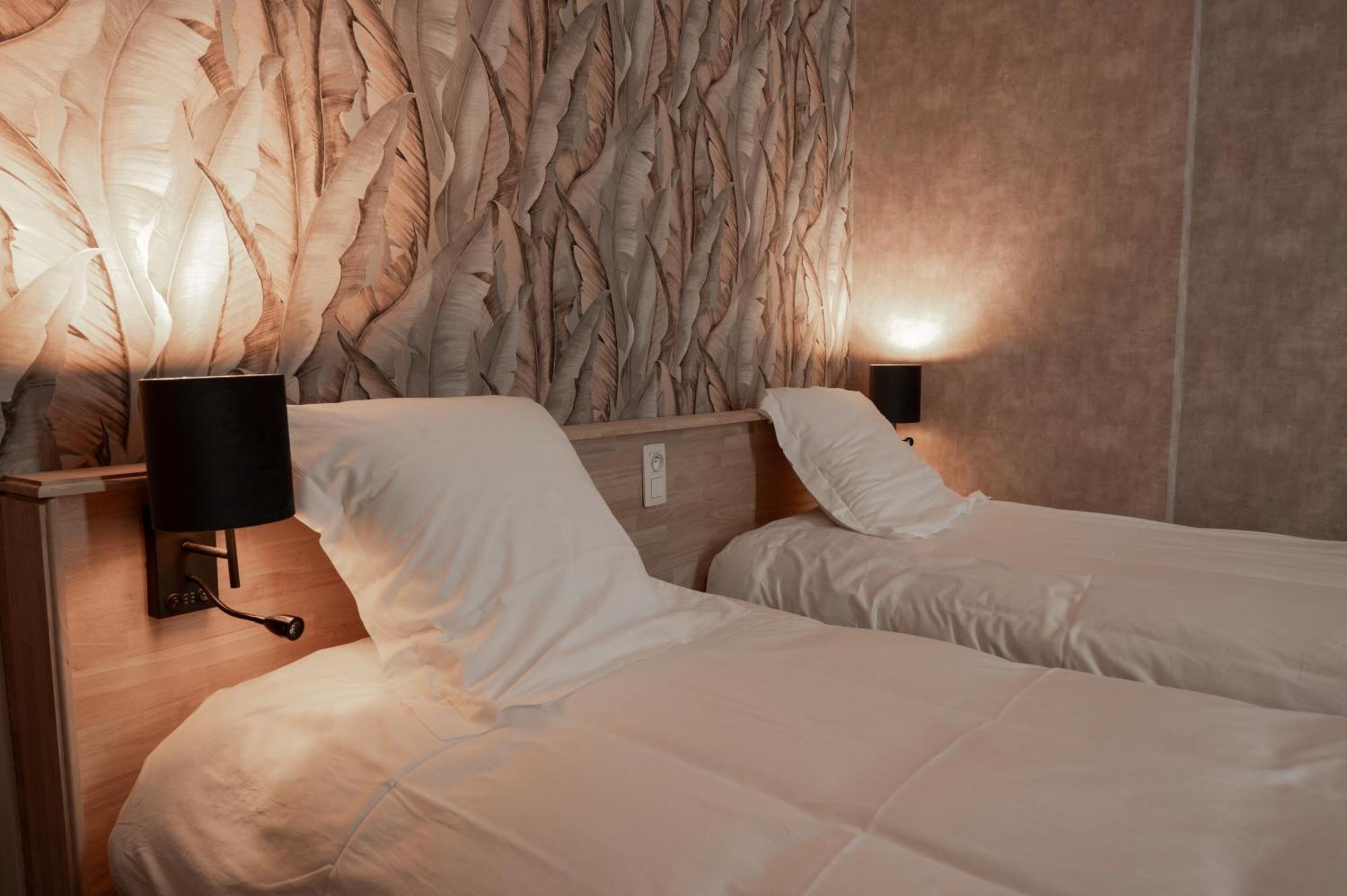 Hotel Canteklaar De Haan Bagian luar foto